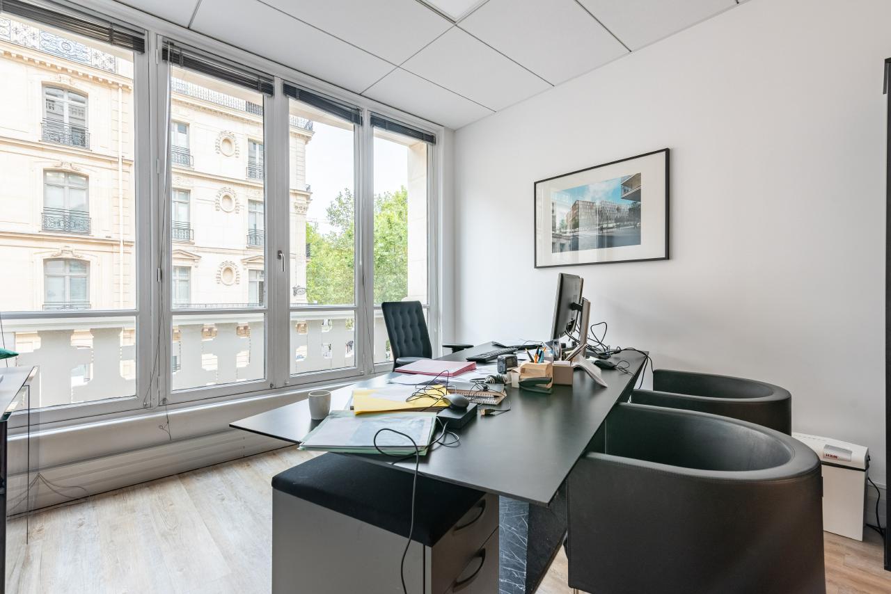 Bureau Paris 585m² Location bureau Paris OLBUR2421205 18